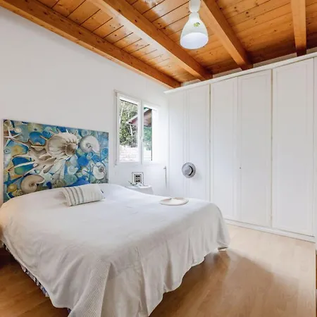 Hébergement de vacances Casa Colleoro By Interhome Falconara Marittima